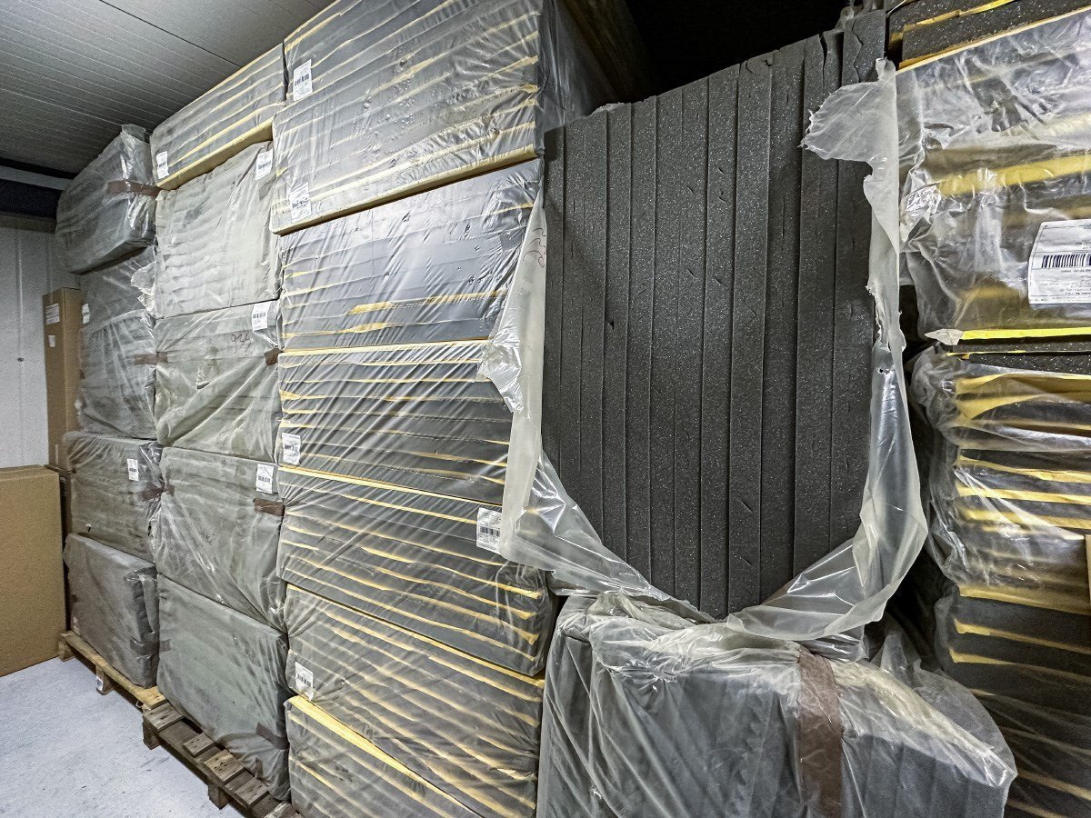 ABM WAVE Sound Absorbing Acoustic Foam, 20mm, 1m2 trudnopalna-pianka-poliuretanowa-pochlaniajaca-dzwiek-abm-fala-20mm