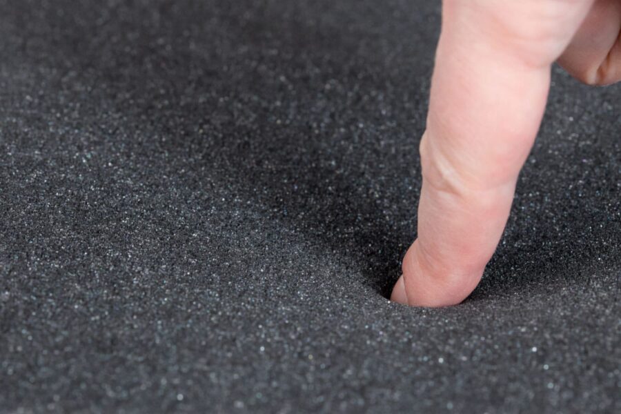 What insulating properties do rubber foams have in the construction industry? abm-37